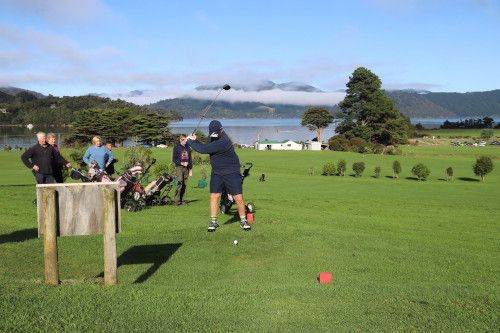 Tee off at no 9